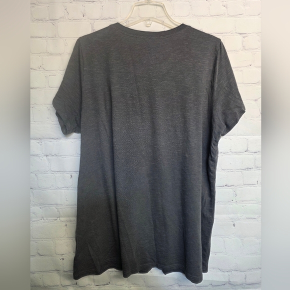 Torrid Gray Distressed Skull Graphic Tee - Picture 5 of 5